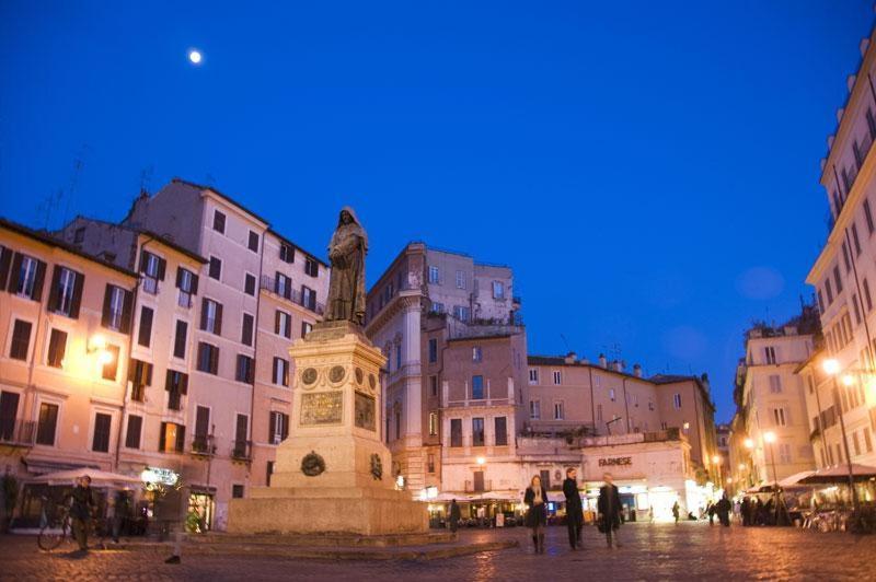 Casa Vacanze Campo De' Fiori روما المظهر الخارجي الصورة